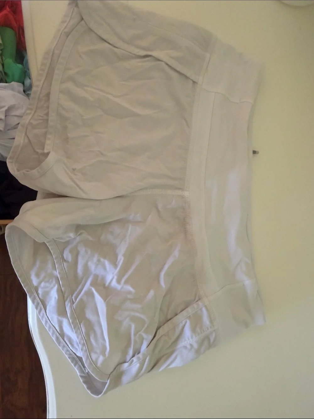 LULULEMON Speed Ups: Size 4, 4 Inch, white